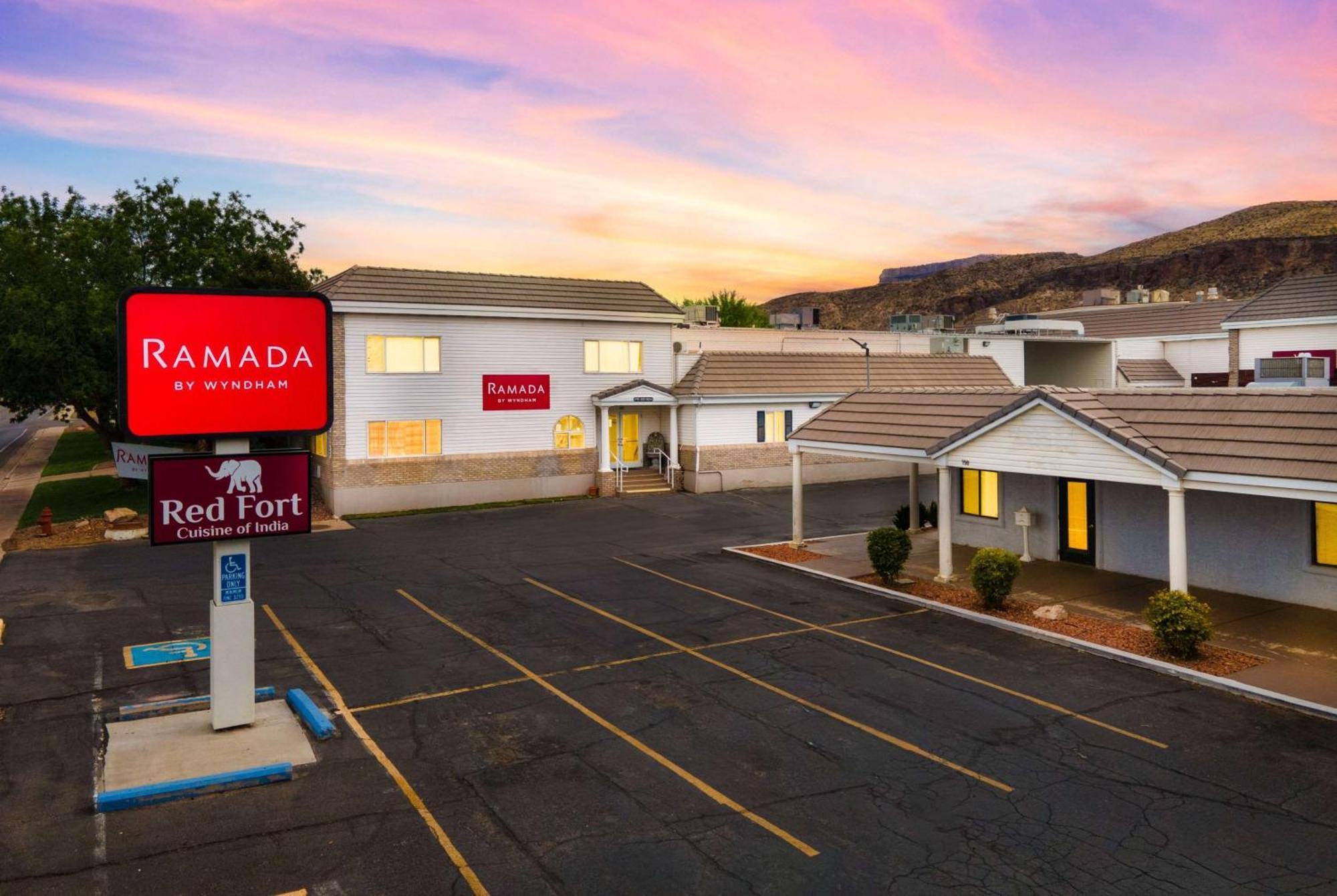 Ramada By Wyndham La Verkin Zion National Park Exterior foto