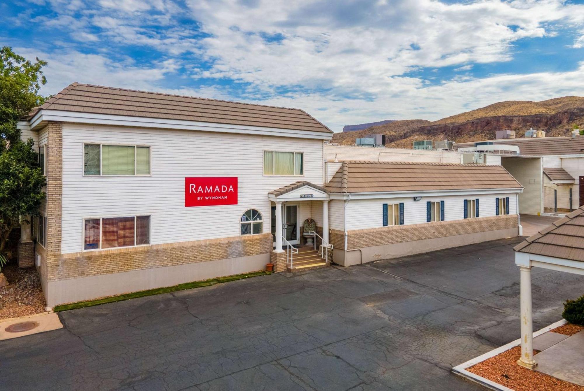 Ramada By Wyndham La Verkin Zion National Park Exterior foto