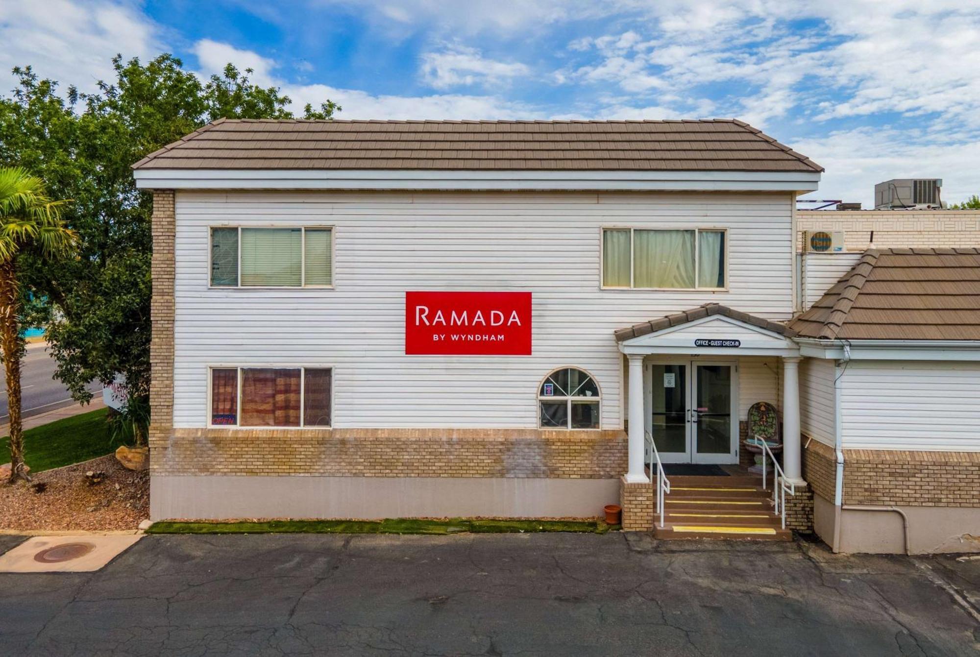 Ramada By Wyndham La Verkin Zion National Park Exterior foto